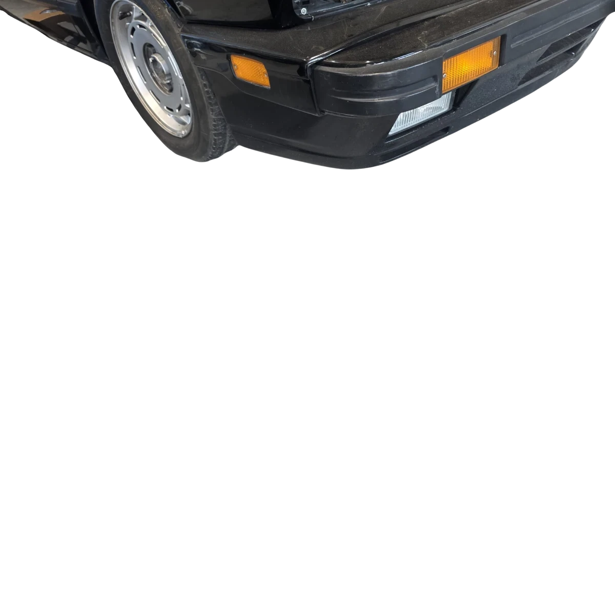 bmw m5 e28 voorbumper (us) bmw m5 e28 voorbumper (us)